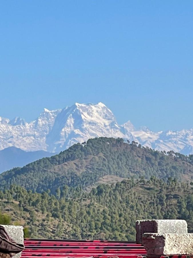 Bsr Farms Resort Pauri Exteriör bild