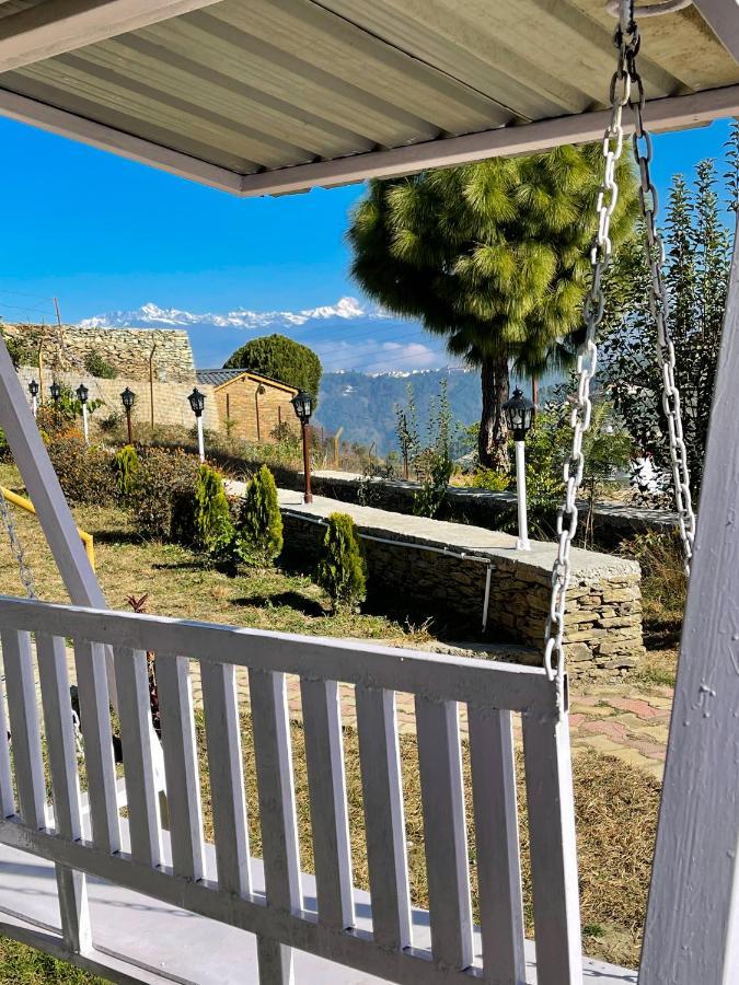 Bsr Farms Resort Pauri Exteriör bild