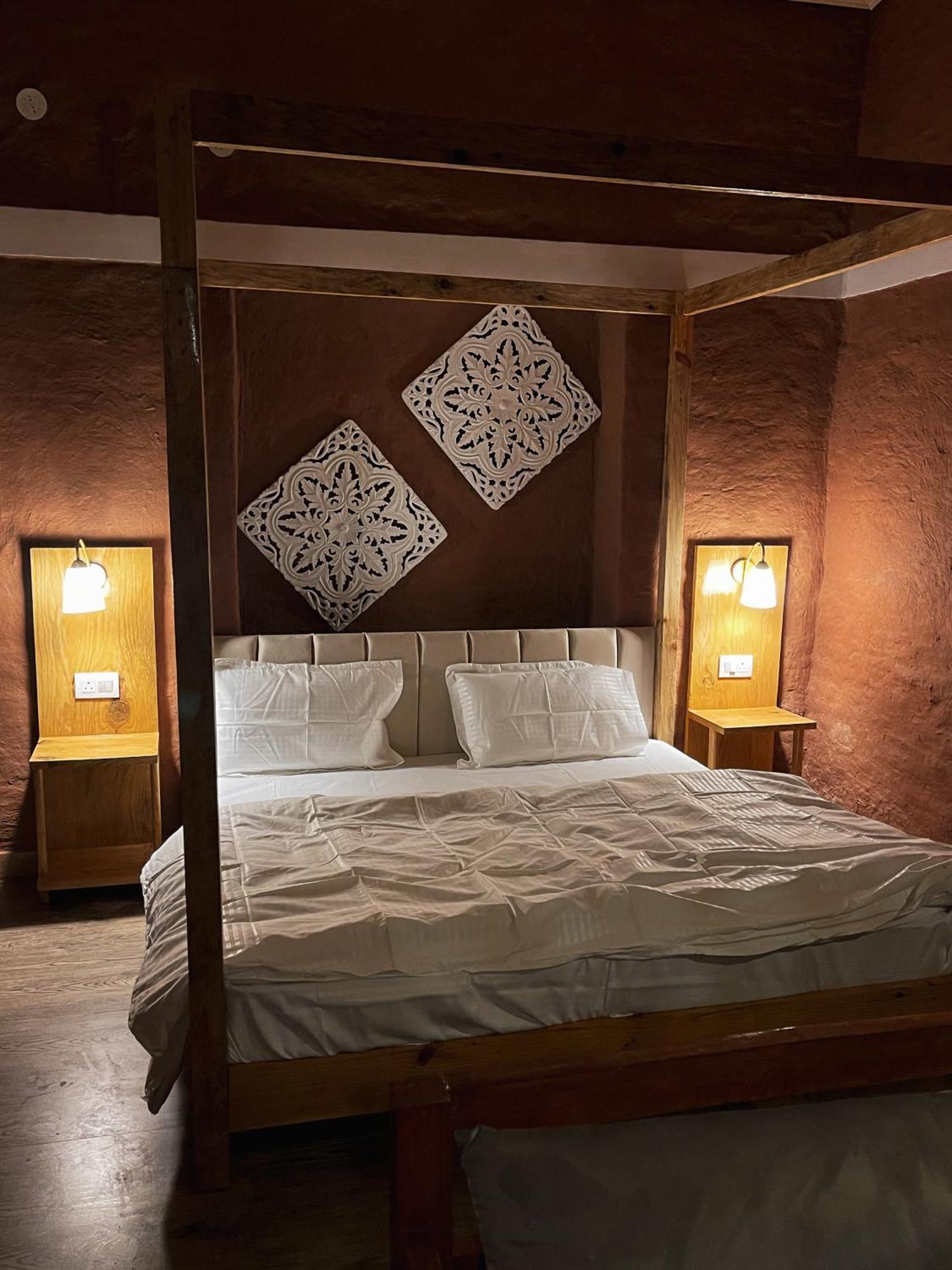 Bsr Farms Resort Pauri Exteriör bild