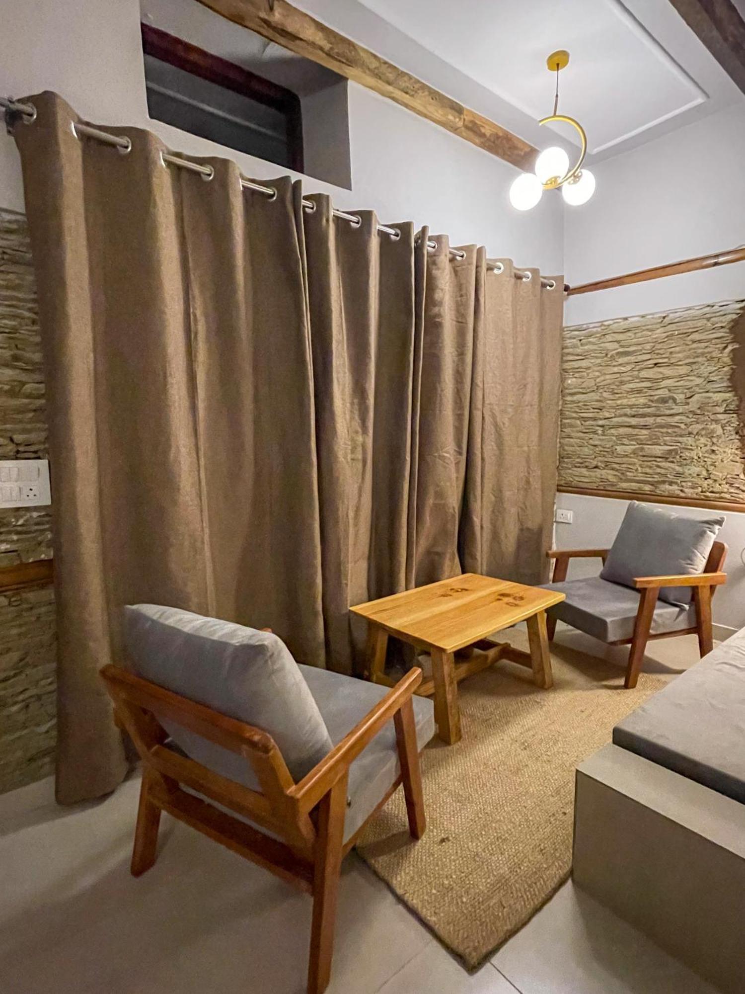Bsr Farms Resort Pauri Exteriör bild