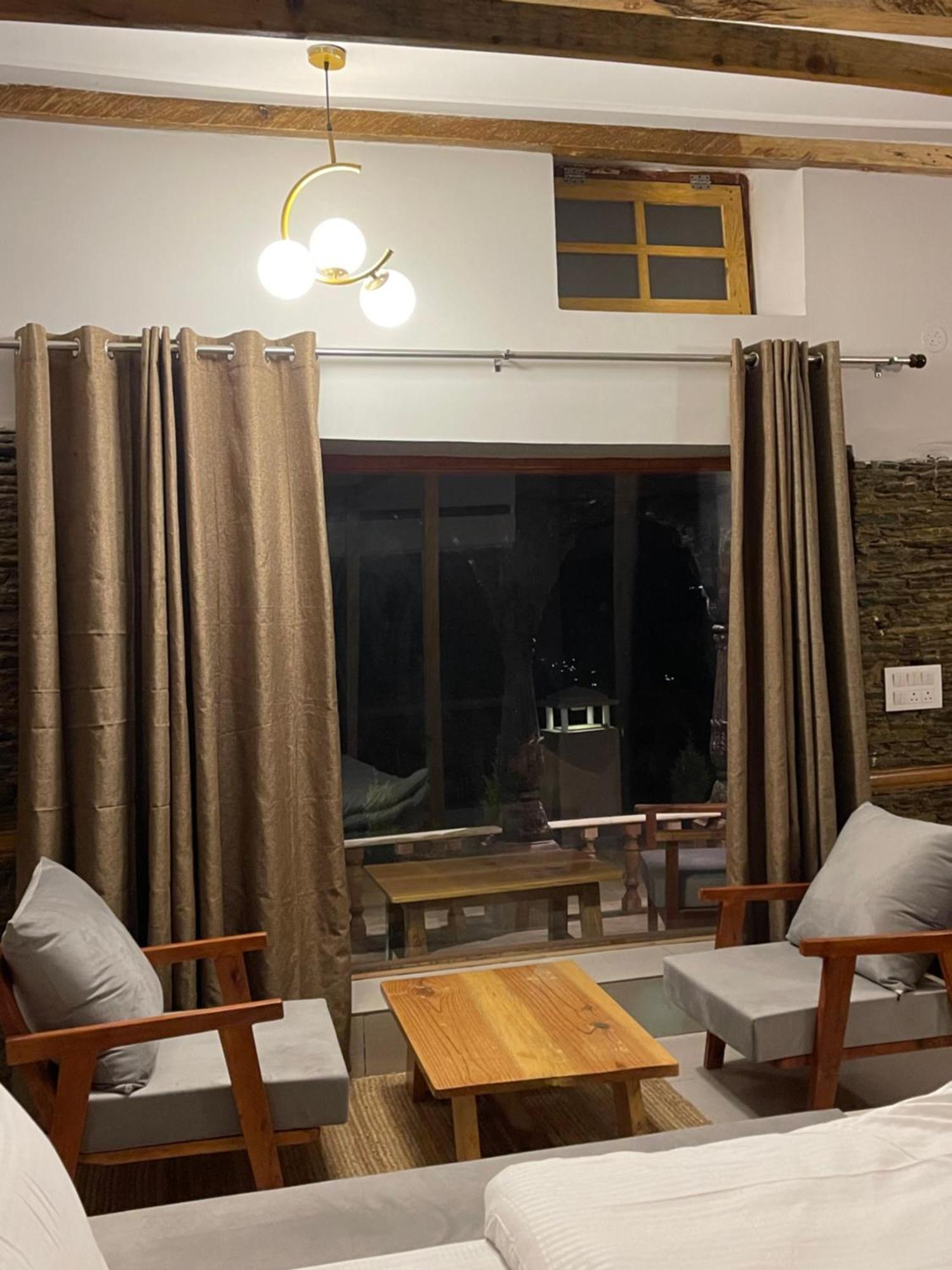 Bsr Farms Resort Pauri Exteriör bild