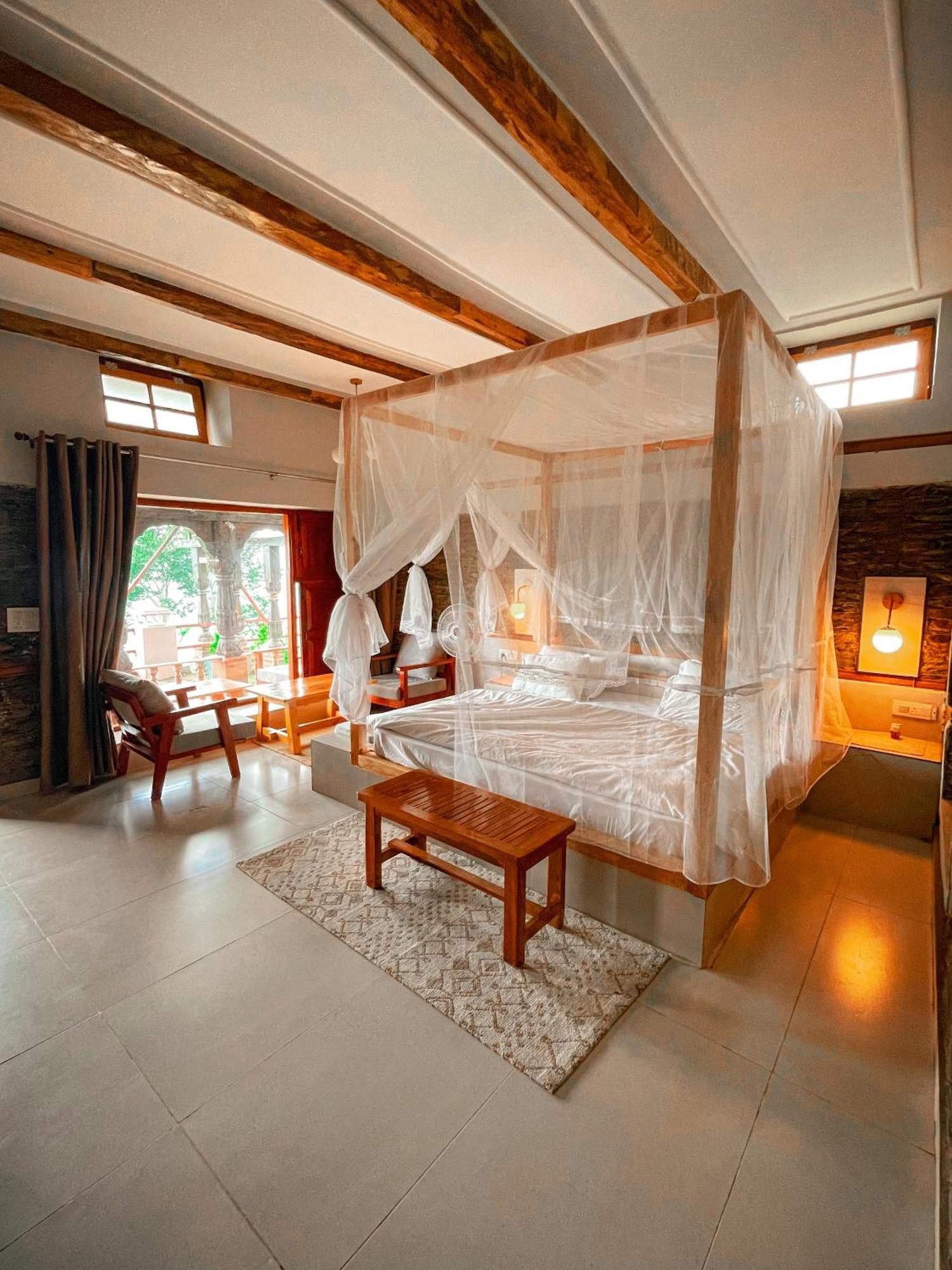 Bsr Farms Resort Pauri Exteriör bild